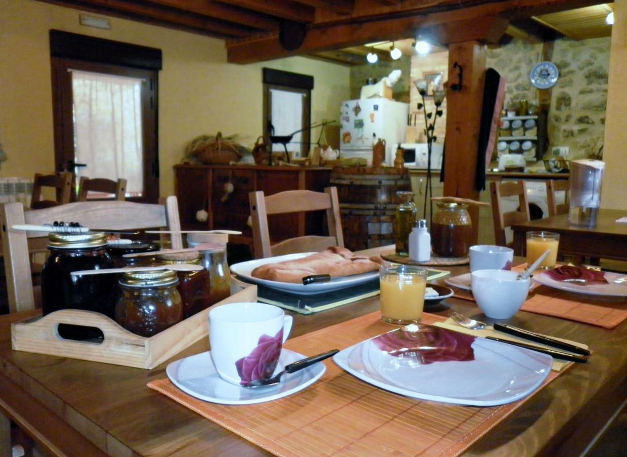 Casa Rural Calle Real Bed and Breakfast Torremocha de Ayllón Eksteriør billede