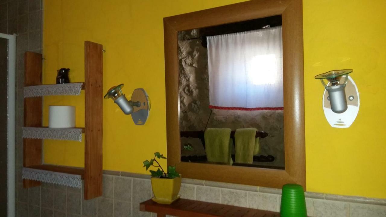 Casa Rural Calle Real Bed and Breakfast Torremocha de Ayllón Eksteriør billede